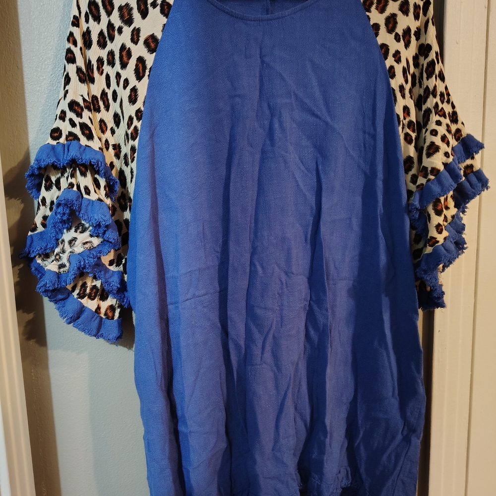 Umgee Vibrant Blue Top